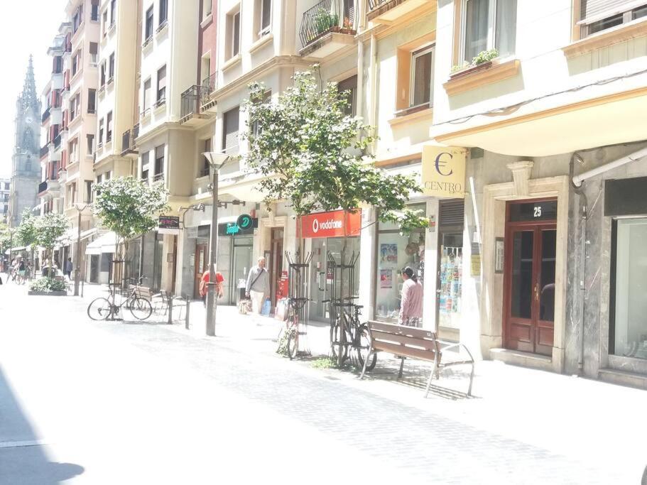 Apartamento Junto A La Playa De Gros Ess02373 San Sebastián Exterior foto